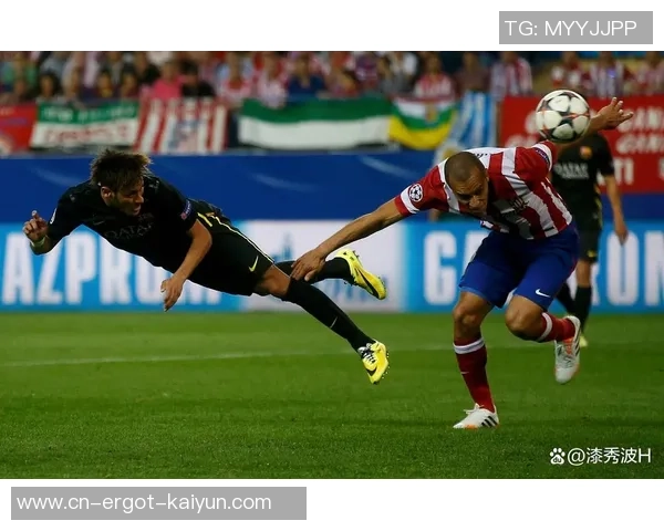 每体：弗里克与拉菲尼亚国家德比赛后宣布说话，安慰球员心情