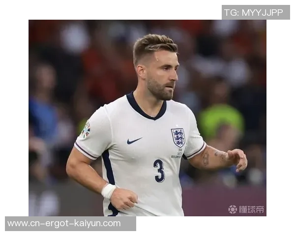 曼联名宿埃尔文：卢克-肖十分合适左中卫，他本赛季太超卓了